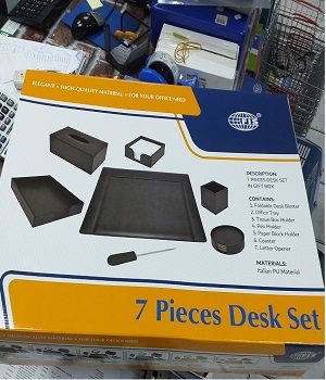 Desk Set